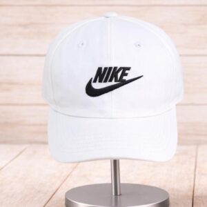 Boné Nike Club Futura Wash Infantil - Branco