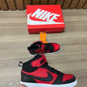 Tênis Nike Court Borough Mid