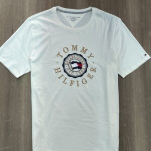 camiseta da tommy hilfiger