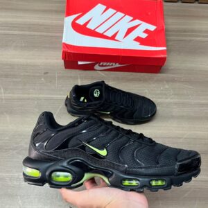 Tênis Nike Air Max Plus