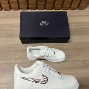 Tênis Nike Air Force 1 07 LX Molten Swoosh Branco/Rosa